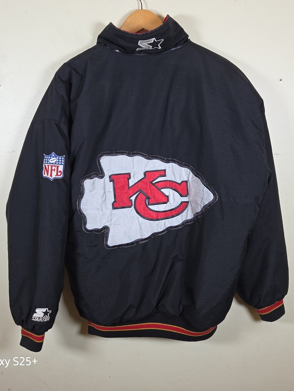 Vintage Kansas City Chiefs Starter Puffer Jacket Size Medium